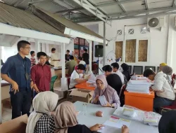 KPU Kota Bengkulu, Libatkan 100 Orang, Untuk  Lipat Surat Suara Pilkada 2024
