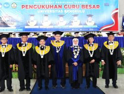 Perkuat Reputasi Akademik Jelang Akhir Tahun, Unib Bengkulu Kukuhkan 5 Guru Besar Baru