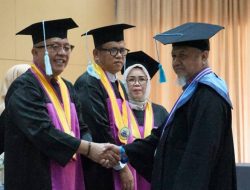 44 Lasia di Kota Bengkulu Jalani Profesi Wisuda dan Trima Sertifikat Kelulusan Program Lansia