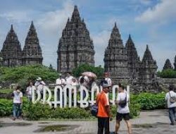 Candi Barong, Tempat Wisata di Yogyakarta yang Menyuguhkan Pemandangan Indah dan Udaranya Sejuk