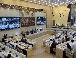 DPR Setujui Kepala Daerah Tak Bersengketa Dilantik Presiden 6 Februari