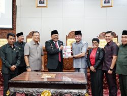 Serah Terima Jabatan Gubernur Bengkulu: Helmi-Mian Resmi Pimpin Bengkulu