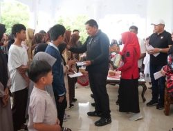 Bupati Bengkulu Utara, Bagikan Santunan Kepada 105 Anak Yatim Piatu