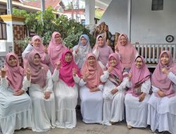 Tingkatkan Kemampuan Membaca Al Quran, Dr Hj.Evriza Buka Kegiatan Pelatihan Instruktur Metode Iqra Dirumah Kediamannya
