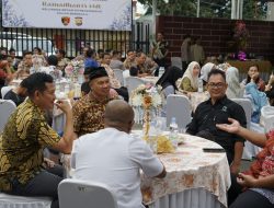 Polda Bengkulu Bersama Media Lakukan Buka Bersama Usai Bagi Takjil