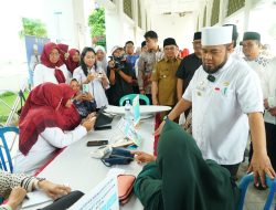Gubernur Helmi Hasan dan Walikota Bengkulu Dedi Wahyudi Luncurkan Program Pemeriksaan Kesehatan Gratis, dan Pasar Murah