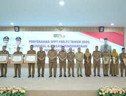 Bupati Asahan Dan Wakil Bupati Asahan Ikuti Penyerahan SPPT PBB-P2 Tahun 2025