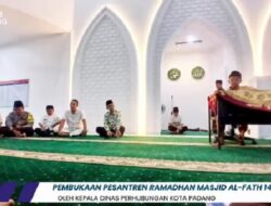 Kadishub Kota Padang Buka Kegiatan Pesantren Ramadhan 1446 Hijriah di Masjid Al-Fath, Seberang Padang