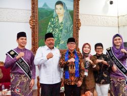 Wagub Mian Sambut Kedatangan Mendes PDT Yandri Susanto Dibandara Fatmawati Soekarno Bengkulu
