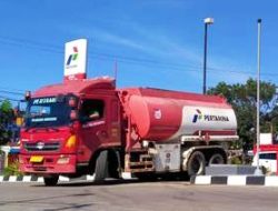 Masyarakat Bengkulu Keluhkan, Sulitnya BBM di SPBU