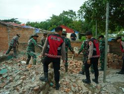 Polda Bengkulu Gelar Peduli Sosial Dengan Jalankan Program Bedah Rumah Bagi Warga Kurang Mampu