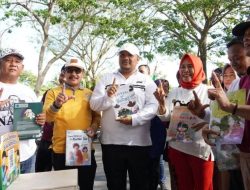 Wawali Kota Bengkulu Ronny PL Tobing Hadiri Kegiatan Gotong Royong Bersama Forum TBM