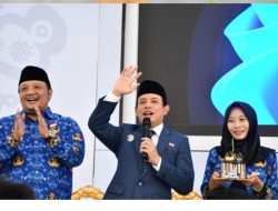 Walikota Dedi Wahyudi Beri Suprise Untuk 4 Orang PPPK Saat Bagikan SK