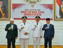 Gubernur Helmi Hasan Lantik Bupati dan Wakil Bupati Bengkulu Selatan