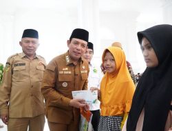 Pemkot Bersama BAZNAS Kota Bengkulu Gelar Kegiatan Penyerahan Santunan Pada Anak Yatim Se-Kota Bengkulu