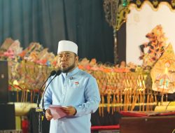 Gubernur Helmi Hasan Resmikan Pagelaran Wayang Kulit di Sportarium UMB