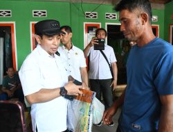 Walikota Bersama BAZNAS Beri Bantuan Untuk Warga Kapal Karam