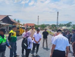 Walikota Dedi Wahyudi Tinjau Proses Pengaspalan Jalan Aru Jajar