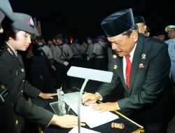 Peringati HUT ke-80 RI, Wagub Mian Hadiran Apel Kehormatan dan Renungan Suci di TMP Balai Buntar